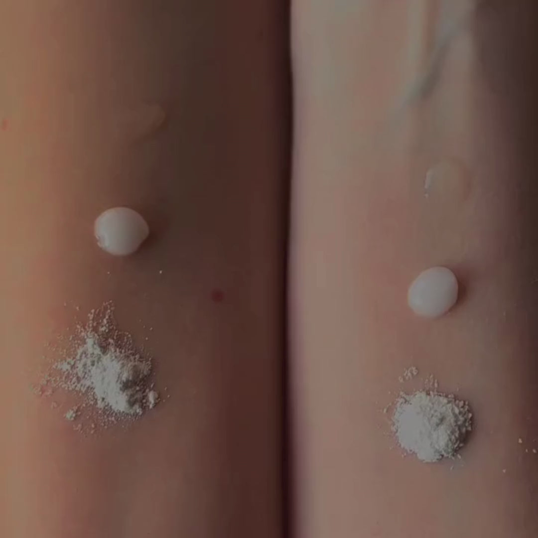 Discovery Kit by Yui Skin featuring travel-size cleanser, oil, and moisturizer in a branded pouch. Ideal for sensitive skin and on-the-go skincare.